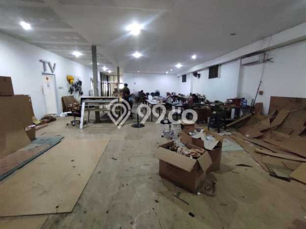 KAWASAN KOMERSIAL! Gudang For Rent di Kalideres, Luas 900m2m², Akses Strategis KAWASAN KOMERSIAL! Gudang For Rent di Kalideres, Luas 900m2m², Akses Strategis