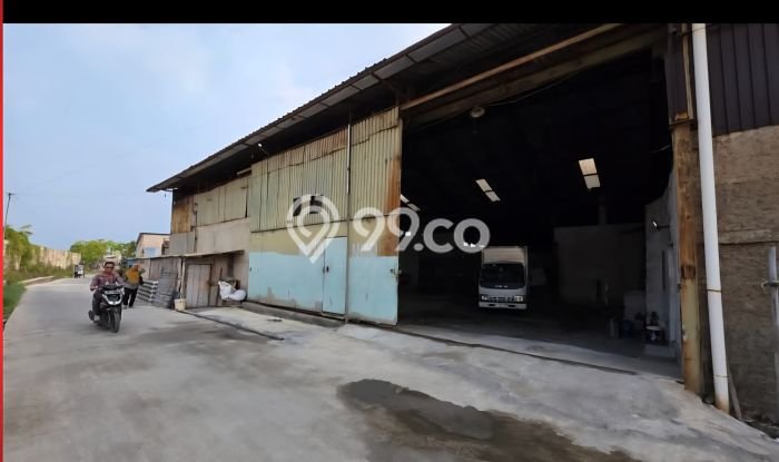 Gudang bagus disewakan di Kosambi Tangerang dengan LB 2000m2 harga sewa terbaik Gudang bagus disewakan di Kosambi Tangerang dengan LB 2000m2 harga sewa terbaik