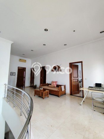 Ready to Use! Premium House LT 250m2 Desain Modern di Sunter Ready to Use! Premium House LT 250m2 Desain Modern di Sunter