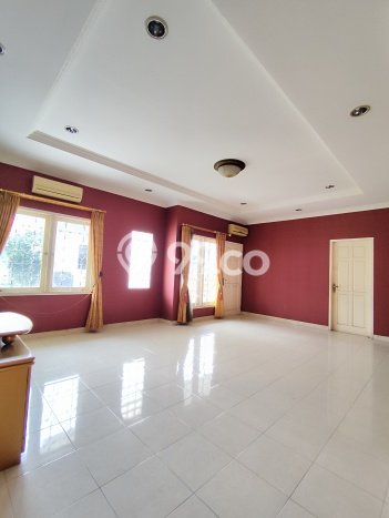 Rumah Luxury Modern Tanpa Renovasi di Sunter Jakarta Utara Rumah Luxury Modern Tanpa Renovasi di Sunter Jakarta Utara