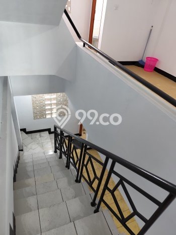 Disewakan Ruko di Kemayoran Jakarta Pusat LT 100m2, LB 240m2 Disewakan Ruko di Kemayoran Jakarta Pusat LT 100m2, LB 240m2