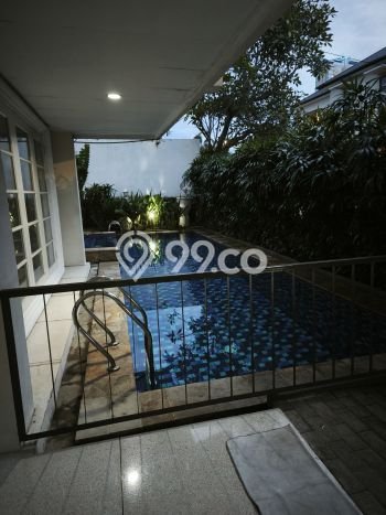 Hunian Modern Disewakan 4 Kamar di Kebayoran Baru Bisa Nego Hunian Modern Disewakan 4 Kamar di Kebayoran Baru Bisa Nego