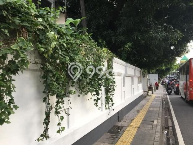 Jual Rumah Mewah Megah Dengan View Eksklusif di Kemang, Jakarta Selatan Jual Rumah Mewah Megah Dengan View Eksklusif di Kemang, Jakarta Selatan