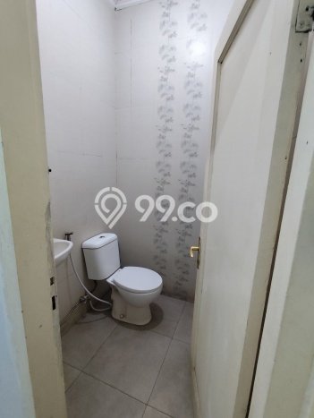 Lokasi strategis! Rumah siap huni disewakan di Jatinegara LB 650m2 Lokasi strategis! Rumah siap huni disewakan di Jatinegara LB 650m2