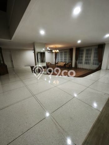 Hunian Modern Disewakan 4 Kamar di Kebayoran Baru Bisa Nego Hunian Modern Disewakan 4 Kamar di Kebayoran Baru Bisa Nego
