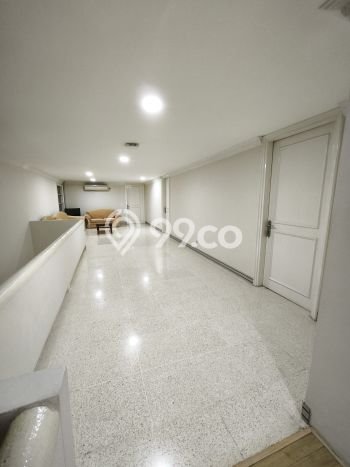 Hunian Modern Disewakan 4 Kamar di Kebayoran Baru Bisa Nego Hunian Modern Disewakan 4 Kamar di Kebayoran Baru Bisa Nego