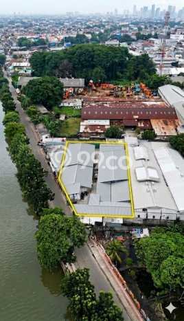 Tanah Dijual Lokasi Strategis di Jakarta Utara dengan Luas 1260m2 Tanah Dijual Lokasi Strategis di Jakarta Utara dengan Luas 1260m2