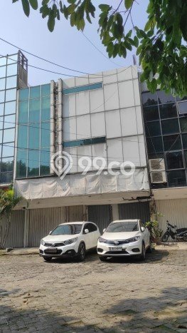 Ruko Disewa di Cempaka Putih, Jakarta Pusat, LT 78m2 / LB 306m2 Ruko Disewa di Cempaka Putih, Jakarta Pusat, LT 78m2 / LB 306m2