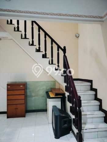 Rumah area Sunter, 4 KT, Lingkungan Asri, Luas 90m² Bangunan 180m² Rumah area Sunter, 4 KT, Lingkungan Asri, Luas 90m² Bangunan 180m²