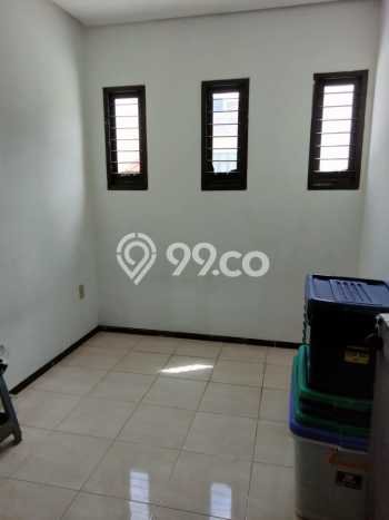Lokasi terbaik! Rumah siap huni disewakan di Kelapa Gading LB 120m2 Lokasi terbaik! Rumah siap huni disewakan di Kelapa Gading LB 120m2