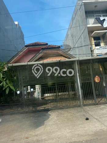 Jual Rumah Mewah Megah Dengan View Eksklusif di Gading Serpong, Tangerang Jual Rumah Mewah Megah Dengan View Eksklusif di Gading Serpong, Tangerang