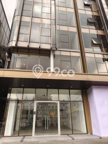 Ruko Premium Kawasan , Luas 980m2m², Kawasan Komersial, Tingkat Keramaian Tinggi Ruko Premium Kawasan , Luas 980m2m², Kawasan Komersial, Tingkat Keramaian Tinggi