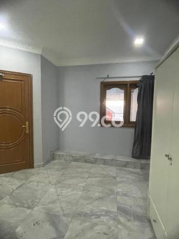 Disewakan! Rumah 7 Kamar Tidur &
6 Kamar Mandi di Sunter, Jakarta Utara Disewakan! Rumah 7 Kamar Tidur &
6 Kamar Mandi di Sunter, Jakarta Utara