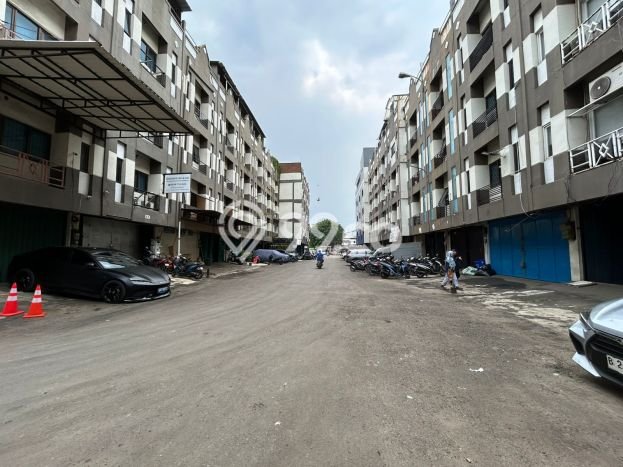 Disewakan Ruko di Kawasan Ramai Sunter Luas 360m2 Disewakan Ruko di Kawasan Ramai Sunter Luas 360m2