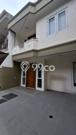 Disewakan Cepat Rumah Kondisi Baik di Kawasan Sunter, Jakarta Utara Disewakan Cepat Rumah Kondisi Baik di Kawasan Sunter, Jakarta Utara