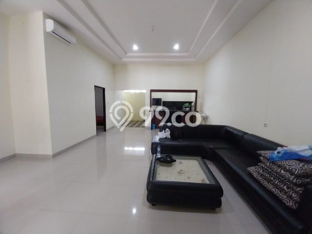 Lokasi terbaik! Rumah siap huni disewakan di Pontianak Tenggara LB 135m2 Lokasi terbaik! Rumah siap huni disewakan di Pontianak Tenggara LB 135m2