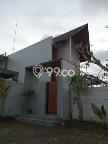 Rumah Exclusive LT 250m2m² / LB 235m2m² di Kompleks Cluster , Badung Rumah Exclusive LT 250m2m² / LB 235m2m² di Kompleks Cluster , Badung