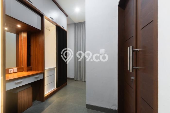 Vila Strategis di , Luas 335m2m², Kawasan Asri dan aman Vila Strategis di , Luas 335m2m², Kawasan Asri dan aman