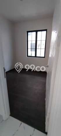 Hunian Nyaman Asri 5 KT Siap Pakai di Suvarna Sutera Tangerang Hunian Nyaman Asri 5 KT Siap Pakai di Suvarna Sutera Tangerang