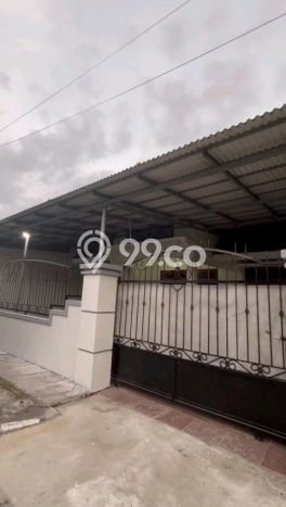 LOKASI STRATEGIS! Rumah kawasan Sidoarjo, Akses ke Stasiun, 3 KT, LT 150m2m² LB 150m2m² LOKASI STRATEGIS! Rumah kawasan Sidoarjo, Akses ke Stasiun, 3 KT, LT 150m2m² LB 150m2m²