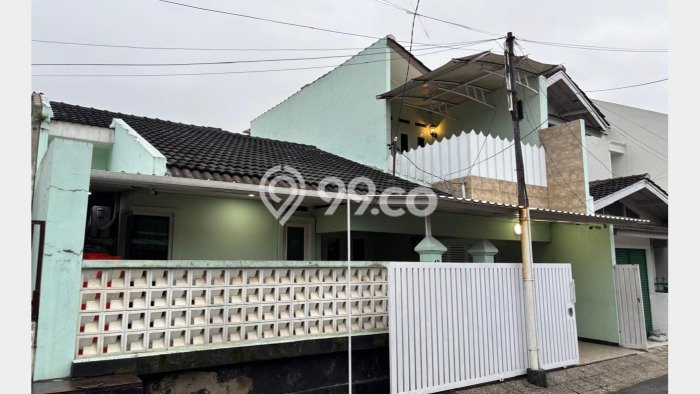 Rumah Luas Asri 3 KT Siap Pakai di Buah Batu Bandung Rumah Luas Asri 3 KT Siap Pakai di Buah Batu Bandung