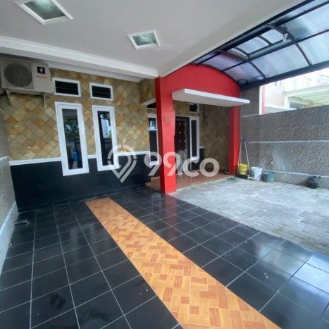 Disewakan! Rumah 4 Kamar Tidur &
3 Kamar Mandi di Cicaheum, Bandung Disewakan! Rumah 4 Kamar Tidur &
3 Kamar Mandi di Cicaheum, Bandung