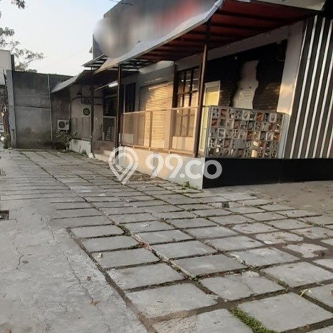 Unit Komersial Disewakan di Cikutra di Area Ramai & Strategis Unit Komersial Disewakan di Cikutra di Area Ramai & Strategis