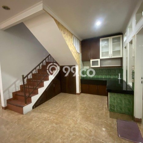 Disewakan! Rumah 4 Kamar Tidur &
3 Kamar Mandi di Cicaheum, Bandung Disewakan! Rumah 4 Kamar Tidur &
3 Kamar Mandi di Cicaheum, Bandung