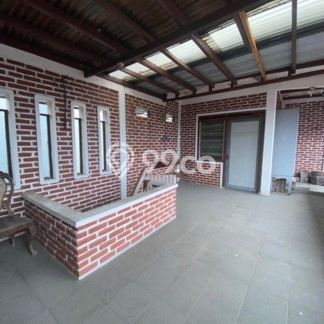 Rumah Modern Cantik 5 KT Bisa Langsung Pindah di Arcamanik Rumah Modern Cantik 5 KT Bisa Langsung Pindah di Arcamanik