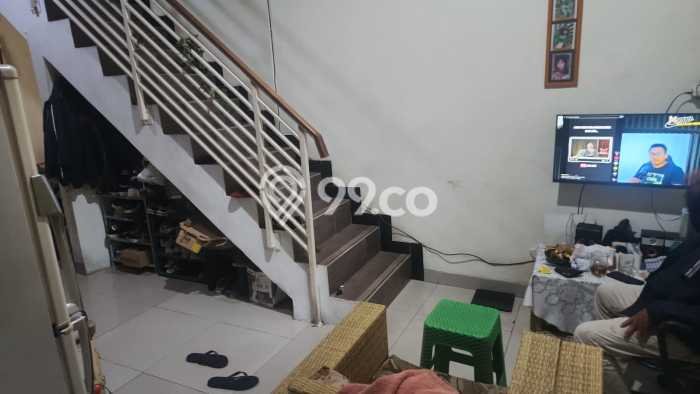 For Sale Rumah 4 Kamar Lokasi Strategis Nyaman dan Strategis di Arcamanik For Sale Rumah 4 Kamar Lokasi Strategis Nyaman dan Strategis di Arcamanik