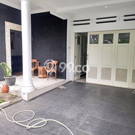 Disewakan segera hunian minimalis strategis 4 Kamar di Antapani, Bandung Disewakan segera hunian minimalis strategis 4 Kamar di Antapani, Bandung