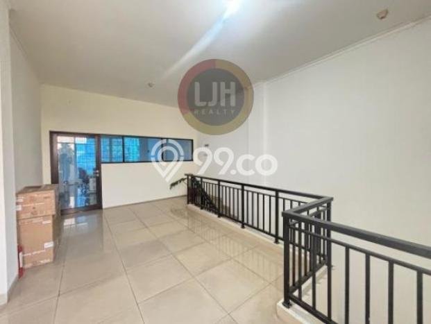 Ruko Dijual di Bekasi LT 95m2 & LB 207m2 Lokasi Terbaik! Ruko Dijual di Bekasi LT 95m2 & LB 207m2 Lokasi Terbaik!