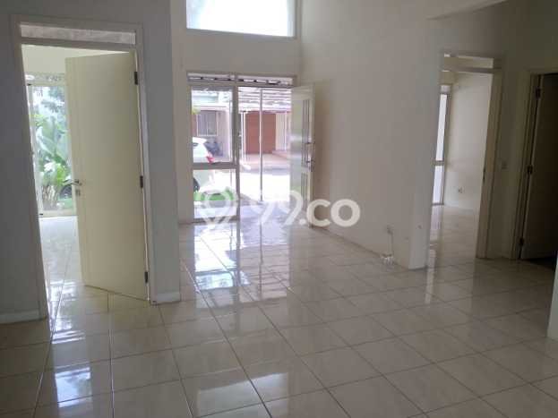 Jual Rumah Eksklusif 3 KT di Kota Baru Parahyangan, Bandung Jual Rumah Eksklusif 3 KT di Kota Baru Parahyangan, Bandung