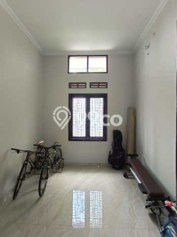 Rumah Elit Modern Siap Huni di Kota Baru Parahyangan Bandung Rumah Elit Modern Siap Huni di Kota Baru Parahyangan Bandung