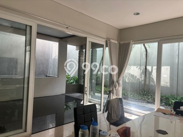 For Sale! Premium House LT 400m2 Desain Modern di Singgasana For Sale! Premium House LT 400m2 Desain Modern di Singgasana