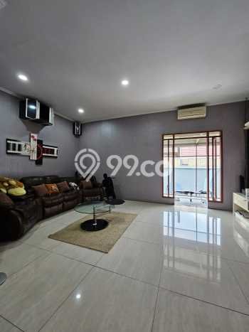 Jual Rumah Luas Elegan Dengan View Cantik di Singgasana, Bandung Jual Rumah Luas Elegan Dengan View Cantik di Singgasana, Bandung