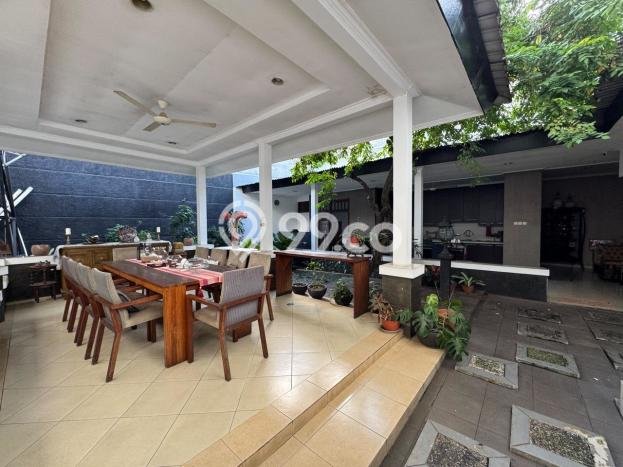 For Sale Rumah Elit Exclusive di Menteng, Jakarta Pusat For Sale Rumah Elit Exclusive di Menteng, Jakarta Pusat