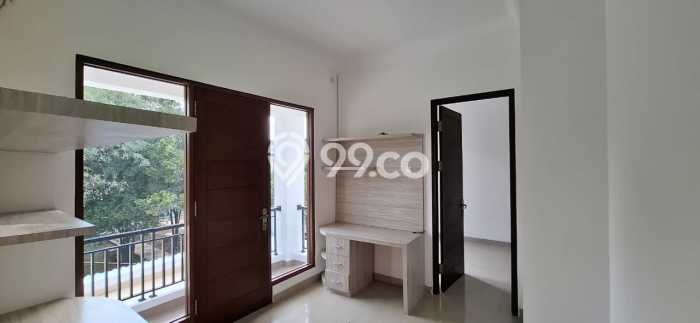 Rumah Elit Modern Siap Huni di Kota Wisata Bogor Rumah Elit Modern Siap Huni di Kota Wisata Bogor