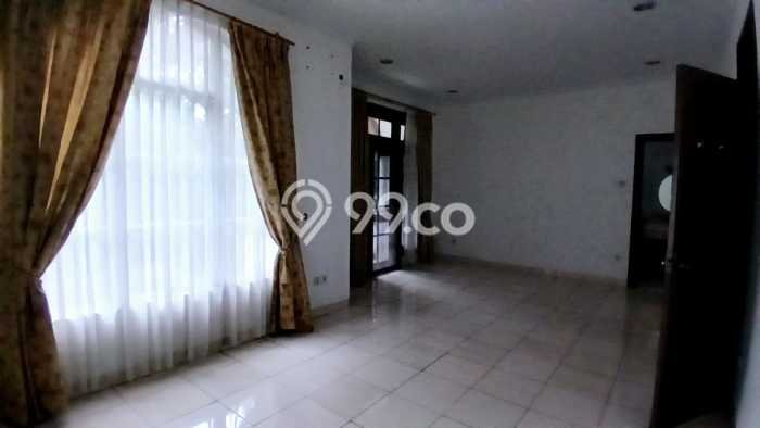 Jual Rumah Luas Megah Dengan View Cantik di Kota Wisata, Bogor Jual Rumah Luas Megah Dengan View Cantik di Kota Wisata, Bogor