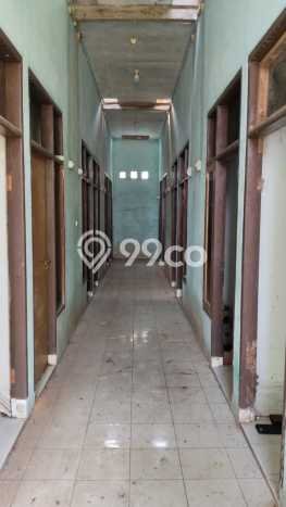 Peluang Investasi! Kost Dijual di Cibinong, Bogor, 18 KT, 10 KM, Luas 210m2 Peluang Investasi! Kost Dijual di Cibinong, Bogor, 18 KT, 10 KM, Luas 210m2