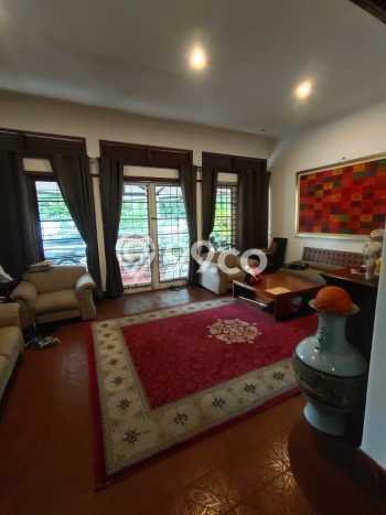 DIJUAL CEPAT! Rumah Siap Huni Area Strategis Bandung Wetan, LT 451m2m² LB 400m2m² DIJUAL CEPAT! Rumah Siap Huni Area Strategis Bandung Wetan, LT 451m2m² LB 400m2m²
