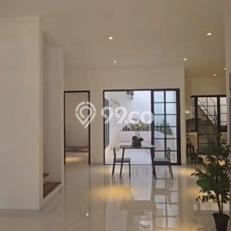 Jual Rumah Luas Elegan Dengan View Cantik di Sektor 9-Bintaro, Tangerang Selatan Jual Rumah Luas Elegan Dengan View Cantik di Sektor 9-Bintaro, Tangerang Selatan