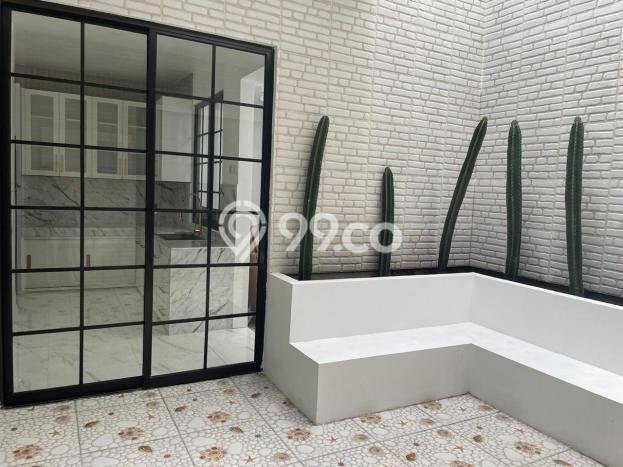 Rumah Elit LB 380m2 Siap Huni Desain Elegan di Bintaro, Tangerang Selatan Rumah Elit LB 380m2 Siap Huni Desain Elegan di Bintaro, Tangerang Selatan