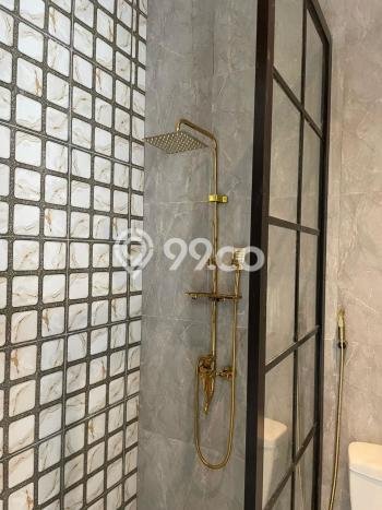 Rumah Elit LB 380m2 Siap Huni Desain Elegan di Bintaro, Tangerang Selatan Rumah Elit LB 380m2 Siap Huni Desain Elegan di Bintaro, Tangerang Selatan