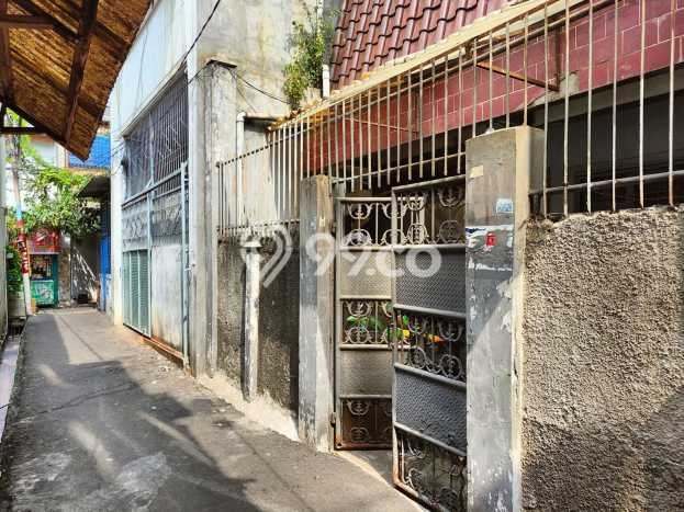 Rumah Modern 3 KT di Jembatan Lima Jakarta Barat Semi Furnished Rumah Modern 3 KT di Jembatan Lima Jakarta Barat Semi Furnished