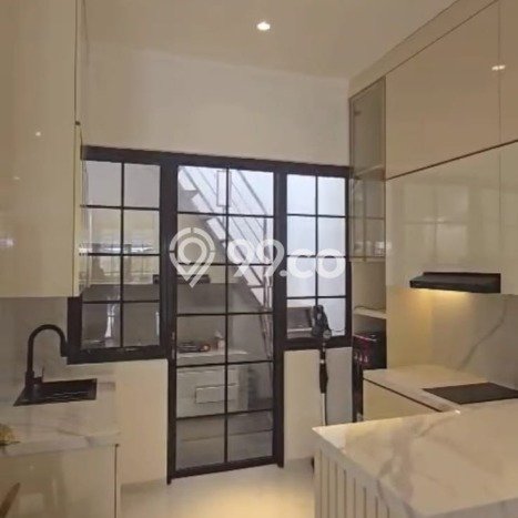 Jual Rumah Luas Elegan Dengan View Cantik di Sektor 9-Bintaro, Tangerang Selatan Jual Rumah Luas Elegan Dengan View Cantik di Sektor 9-Bintaro, Tangerang Selatan