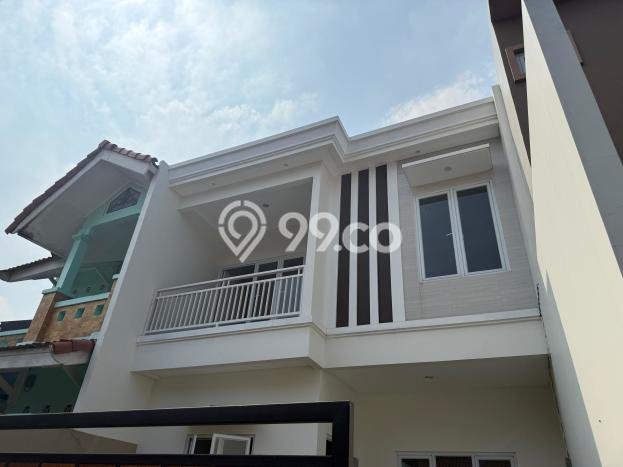 Rumah Minimalis 3 KT di Graha Bintaro Jakarta Selatan Unfurnished Rumah Minimalis 3 KT di Graha Bintaro Jakarta Selatan Unfurnished