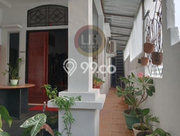 Rumah Modern 5 KT di Sentul City Bogor Full Furnished Rumah Modern 5 KT di Sentul City Bogor Full Furnished