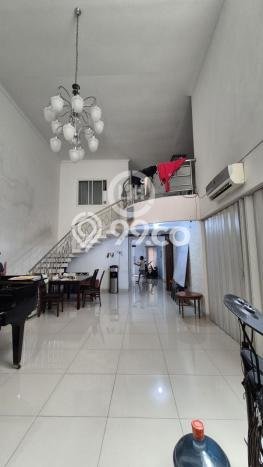 Siap Huni Rumah Mewah 4 Kamar di Kelapa Gading Dekat ke Mana Pun Siap Huni Rumah Mewah 4 Kamar di Kelapa Gading Dekat ke Mana Pun