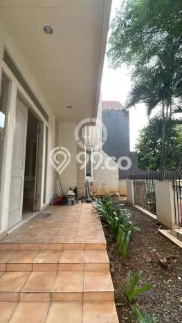 Dijual Rumah Premium dengan Fasilitas Sekitar Komplit di Kembangan, Jakarta Barat Dijual Rumah Premium dengan Fasilitas Sekitar Komplit di Kembangan, Jakarta Barat